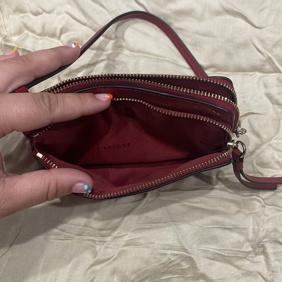 Coach double zipper wristlet - Picture 4 of 5